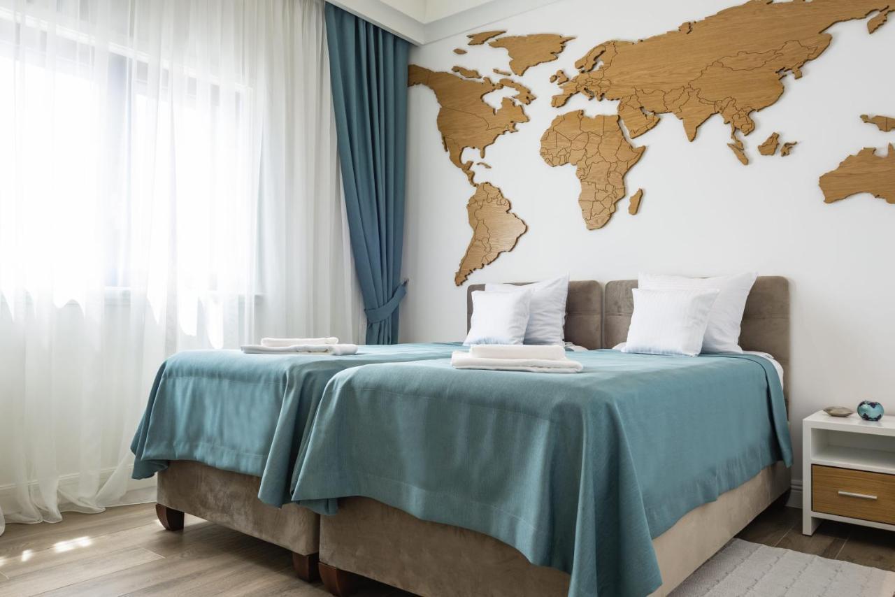 Lustica Apartments Central تيفات المظهر الخارجي الصورة