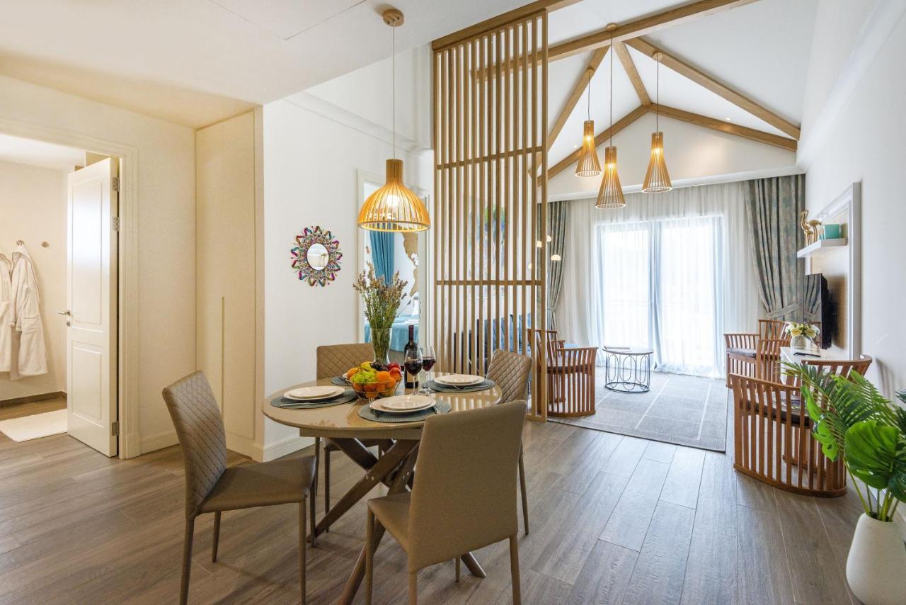 Lustica Apartments Central تيفات المظهر الخارجي الصورة