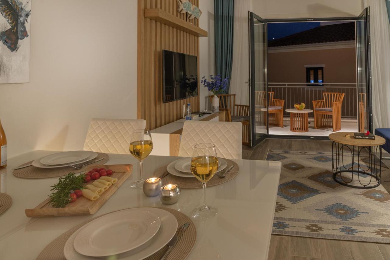 Lustica Apartments Central تيفات المظهر الخارجي الصورة