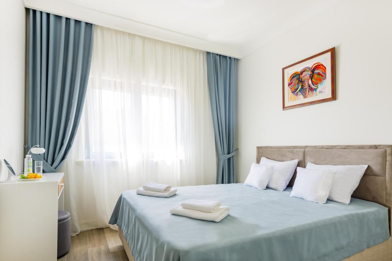 Lustica Apartments Central تيفات المظهر الخارجي الصورة